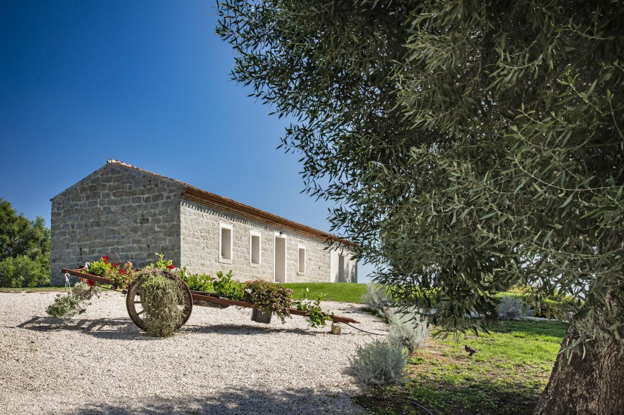 Uddastri Retreat Арцахена Екстериор снимка